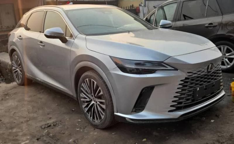 Lexus RX 450h+ 2026 - Hybride Rechargeable Full Options - Kinshasa Lexus à Kinshasa RX 450h+ 2026 Hybride Automatique 6 cy...