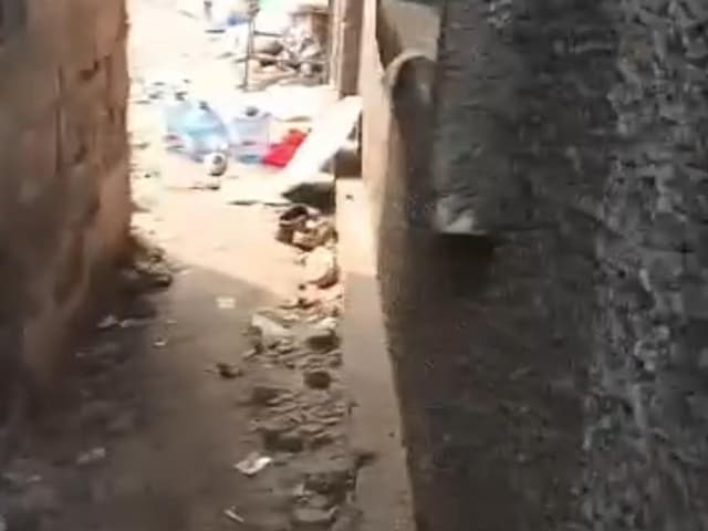 Parcelle 15x25m avec documents en ordre - Ngiri-Ngiri, Kinshasa in Kinshasa 15x25m (375m²) mediacongo https://www.mediacon...