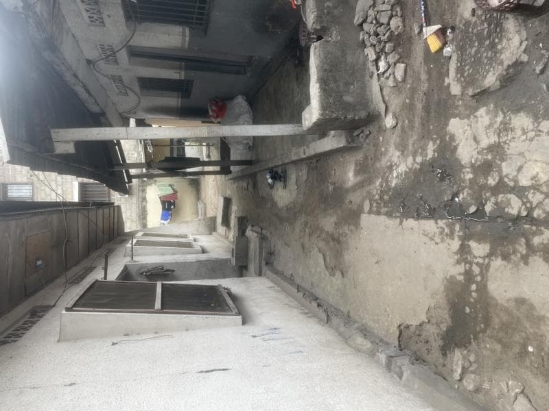 Parcelle 21x30m sur avenue du Marché - Lemba Camp Riche, Kinshasa à Kinshasa 660m² (21m x 30m) mediacongo https://www.medi...