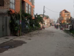 Vignette de Parcelle 264m² proche du macadam, documents en ordre - Lingwala, Kinshasa 2