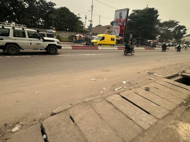 Parcelle 375m² bien située à proximité du 24 Novembre - Lingwala, Kinshasa in Kinshasa mediacongo 375m² (15m x 25m) https:...