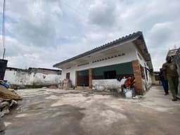 Vignette de Parcelle 420 m² avec maison à rénover - Lingwala, Kinshasa 4