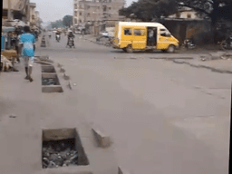 Vignette de Parcelle 500m² au croisement de 2 macadams - Ngiri-Ngiri, Kinshasa 3