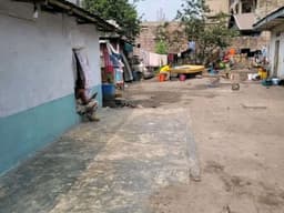Vignette de Parcelle 500m² avec 3 maisons - Kasa-Vubu, Kinshasa 6