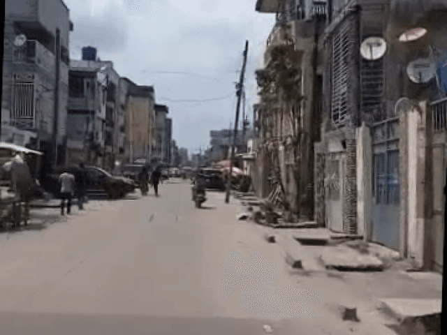 Parcelle 550m² sur macadam avec possibilité de morcellement - Lingwala, Kinshasa in Kinshasa 22x25m (550m²) mediacongo htt...