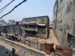 Vignette de Parcelle 625 m² avec maison inachevée proche de la Gombe - Barumbu, Kinshasa 4