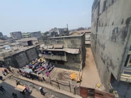 Vignette de Parcelle 625 m² avec maison inachevée proche de la Gombe - Barumbu, Kinshasa 8
