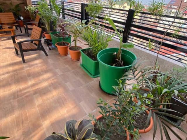 Parcelle avec 5 appartements locatifs (revenu 1 700$/mois) - Pigeon, Ngaliema in Kinshasa 8 5 17x22m mediacongo https://ww...