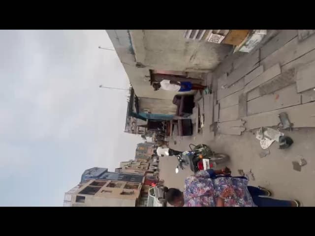 Parcelle commerciale en coin ouvert 21×30m - Commune de Kinshasa, Kinshasa in Kinshasa mediacongo 21x30m https://www.media...