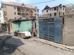 Vignette de Parcelle de 300 m² proche Académie des Beaux-Arts - Lingwala, Kinshasa 3