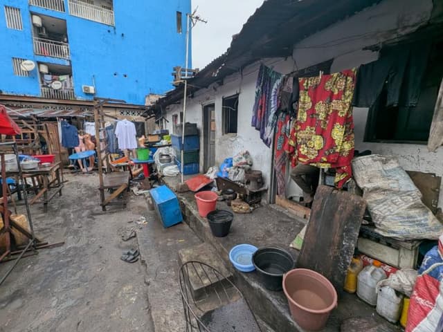 Parcelle de 500 m² sur macadam - Lingwala, Kinshasa in Kinshasa mediacongo 500m² (20m × 25m) https://www.mediacongo.net/an...