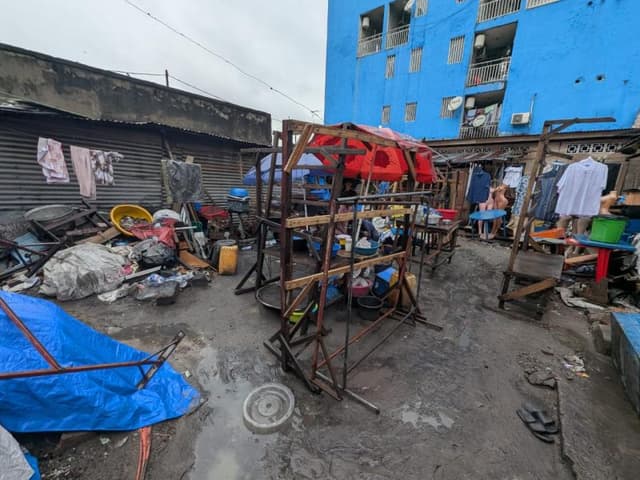 Parcelle de 500 m² sur macadam - Lingwala, Kinshasa in Kinshasa mediacongo 500m² (20m × 25m) https://www.mediacongo.net/an...