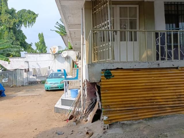 Parcelle R+2 avec 3 appartements (760m²) - Macampagne, Ngaliema in Kinshasa 6 6 760m² (19m x 40m) mediacongo https://www.m...