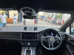 Vignette de Porsche Macan 2024 - SUV Essence Automatique - Gombe 7
