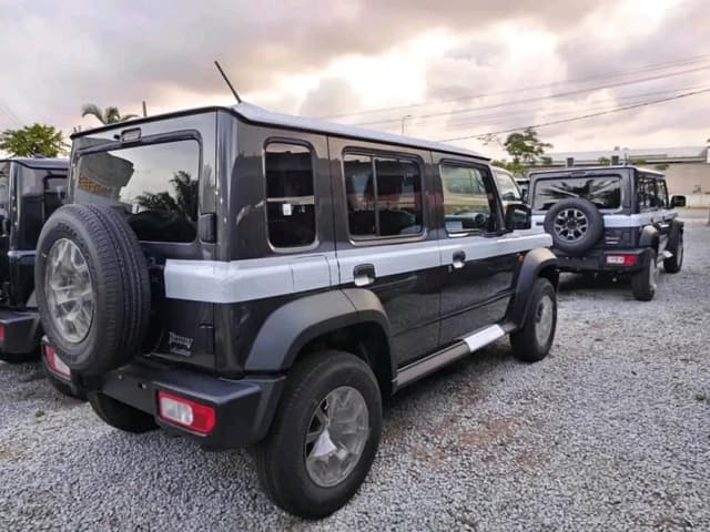 Suzuki Jimny 2025 - Essence 4 cylindres neuf 0 km - Limete Suzuki in Kinshasa 2025 4 cylindres mediacongo Jimny Essence ht...