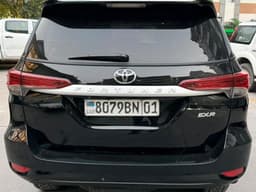 Vignette de Toyota Fortuner 2018 - Essence Automatique 4 Cylindres - Gombe 5