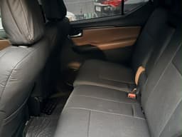 Vignette de Toyota Fortuner 2018 - Essence Automatique 4 Cylindres - Gombe 5