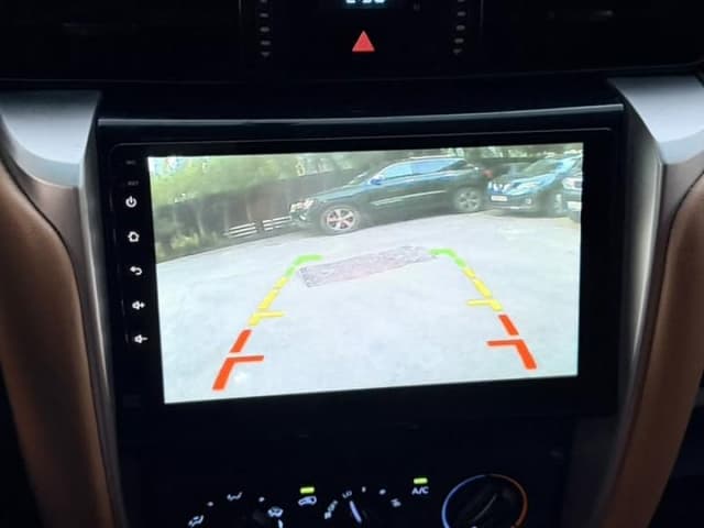 Toyota Fortuner 2019 - Essence Automatique, 61 000 km - Gombe Toyota in Kinshasa 2019 4 cylindres mediacongo Fortuner Esse...