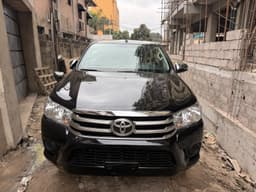 Vignette de Toyota Hilux 2025 - Diesel manuelle, 2 148 km - Limete 7