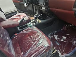 Vignette de Toyota Hilux 2025 - Pick-up Diesel Neuf 0 km - Gombe 5