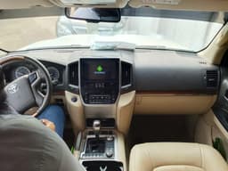 Vignette de Toyota Land Cruiser 2017 - V6 Essence Automatique - Kintambo 2