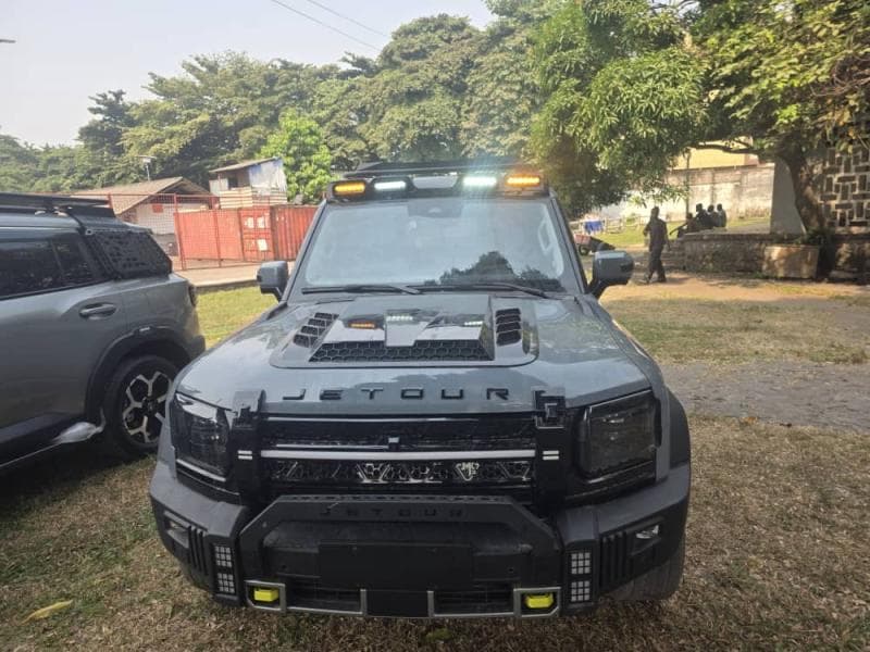 Toyota Land Cruiser 300 T2 2025 - Full Option Extrême - Gombe Toyota à Kinshasa Land Cruiser 300 T2 2025 Essence Automatiq...