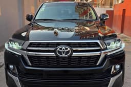 Vignette de Toyota Land Cruiser GX-R 2020 - V8 Essence Grand Touring - Limete 1