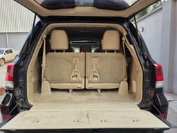 Vignette de Toyota Land Cruiser GX-R 2020 - V8 Essence Grand Touring - Limete 6