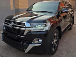 Vignette de Toyota Land Cruiser GX-R 2020 - V8 Essence Grand Touring - Limete 2