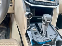 Vignette de Toyota Land Cruiser GX-R 2024 - Twin Turbo Essence Full Options - Ngaliema 7