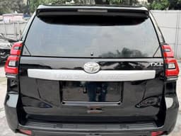Vignette de Toyota Land Cruiser Prado 2015 modifié 2023 - Essence Automatique 26 000 km - Gombe 8