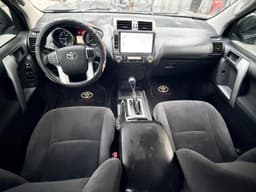 Vignette de Toyota Land Cruiser Prado 2015 modifié 2023 - Essence Automatique 4 cylindres - Gombe 2