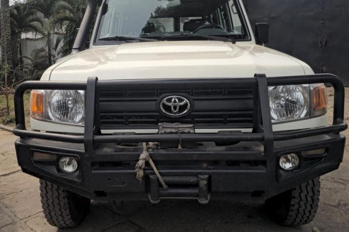 Toyota Land Cruiser Prado 2020 - V6 Diesel Manuelle - Gombe Toyota à Kinshasa Land Cruiser Prado 2020 Diesel Manuelle V6 1...