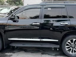 Vignette de Toyota Land Cruiser Prado 2022 - Essence Automatique 4 Cylindres - Gombe 6