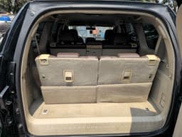 Vignette de Toyota Land Cruiser Prado 2023 - Essence Automatique, Intérieur Cuir - Gombe 8