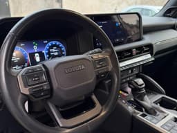 Vignette de Toyota Land Cruiser Prado 2025 - Essence Automatique Full Options - Ngaliema 7