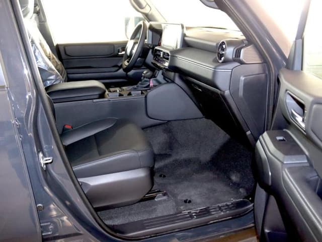 Toyota Land Cruiser Prado Adventure 2025 - Essence Automatique, 0 km - Ngaliema Toyota in Kinshasa 2025 mediacongo Land Cr...