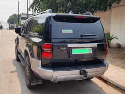 Vignette de Toyota Land Cruiser Prado Adventure 2025 - Essence Automatique 5 000 km - Gombe 9