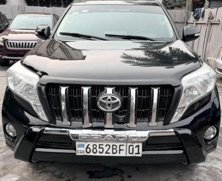 Toyota Land Cruiser Prado TX 2022 - Essence Automatique 4 cylindres - Gombe Toyota à Kinshasa Land Cruiser Prado TX 2022 E...