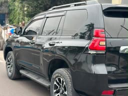 Vignette de Toyota Land Cruiser Prado TX-L 2020 - Essence Automatique 7 places - Limete 6