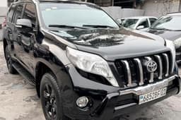 Vignette de Toyota Land Cruiser Prado TXL 2015 - Essence Automatique 4 Cylindres - Gombe 1