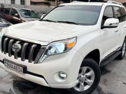 Vignette de Toyota Land Cruiser Prado TXL 2015 - Essence Automatique 43 000 km - Gombe 8