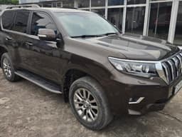 Vignette de Toyota Land Cruiser Prado TXL 2023 - V6 Essence Automatique - Gombe 5