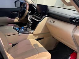 Vignette de Toyota Land Cruiser VX 2023 - Automatique Essence, Version CFAO - Gombe 4