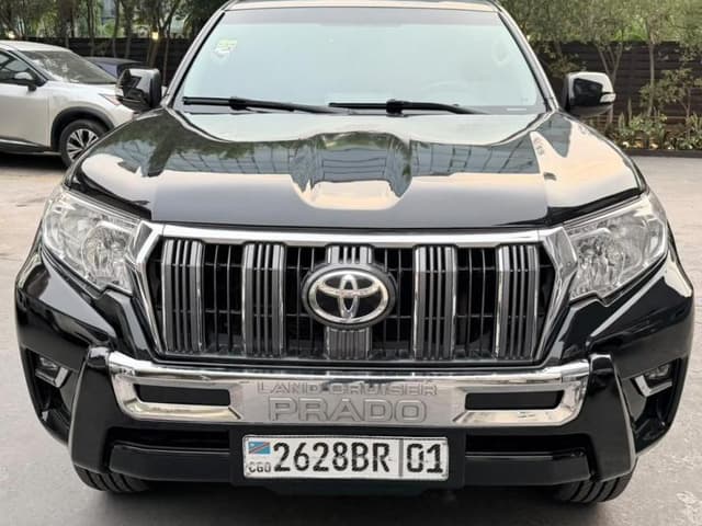 Toyota Prado TXL 2023 - Essence Automatique 4 Cylindres - Gombe Toyota in Kinshasa 2023 4 cylindres mediacongo Prado TXL E...