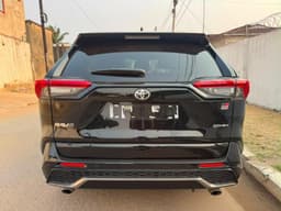 Vignette de Toyota RAV4 Hybrid AWD GR 2025 - Toit panoramique & Caméra 360° - Kintambo 8