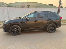 Vignette de Toyota RAV4 Hybrid AWD GR 2025 - Toit panoramique & Caméra 360° - Kintambo 7