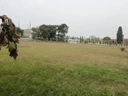 Vignette de Villa sur 2 hectares à vendre - Pigeon, Ngaliema, Kinshasa 2