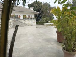 Vignette de Villa sur 2 hectares à vendre - Pigeon, Ngaliema, Kinshasa 5